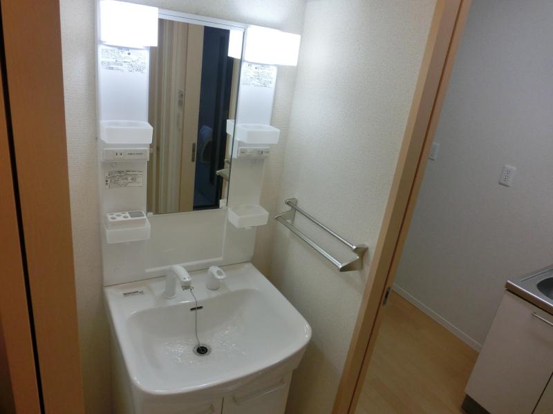 洗面設備　同タイプの写真です。