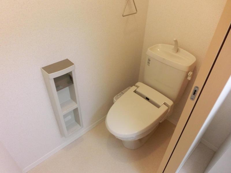 トイレ　同タイプの写真です。
