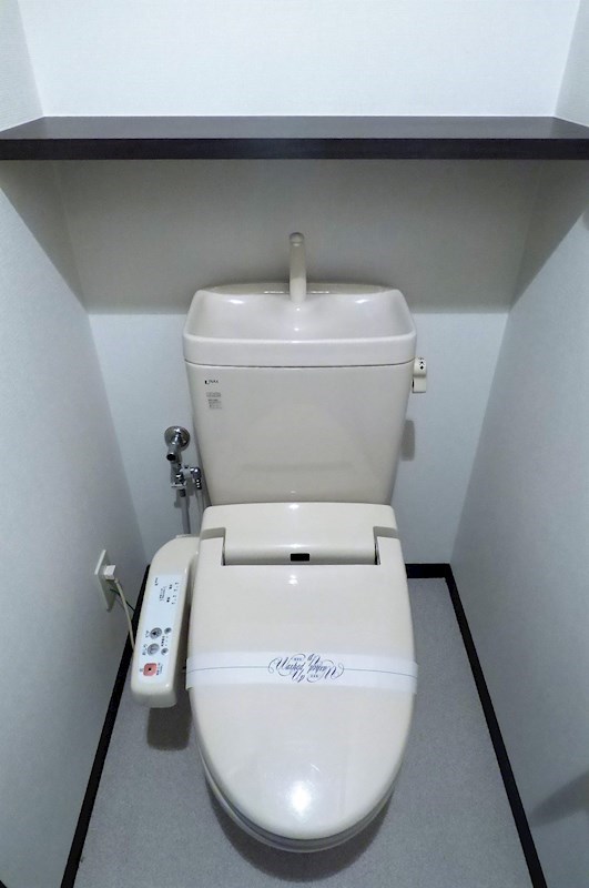 トイレ　※同タイプのお部屋の写真です。現況を優先します。