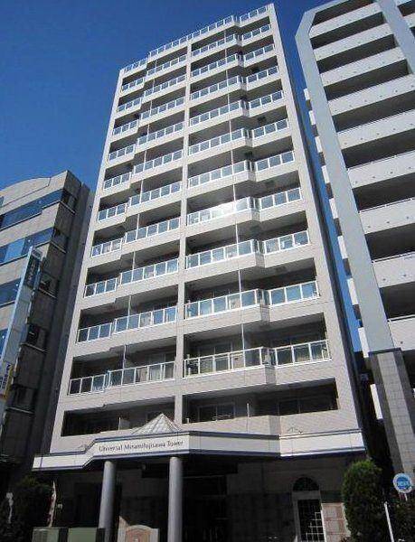 建物外観　オートロック完備