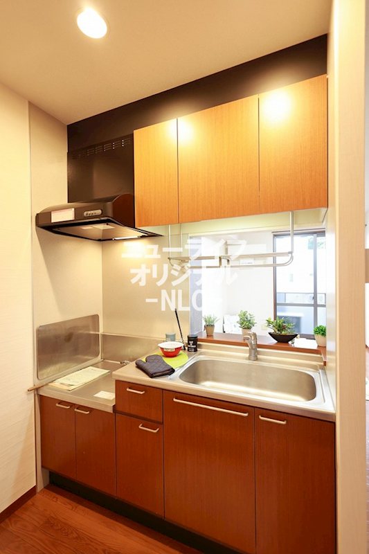 キッチン　※同一仕様の別部屋写真の為、現況優先となります。