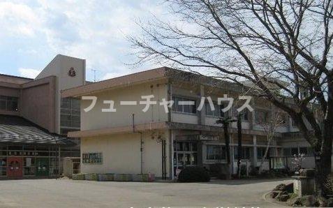 その他　佐野小学校まで540m