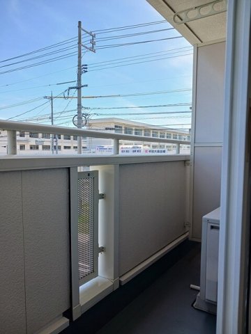 バルコニー　広々としたバルコニーです