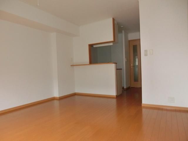 その他部屋・スペース　広々としたお部屋ですね。