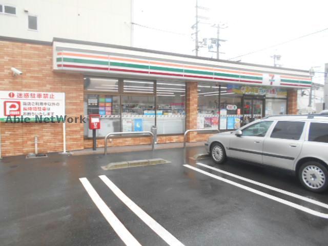 コンビニ　セブンイレブン河内長野本町店（コンビニ）まで366m