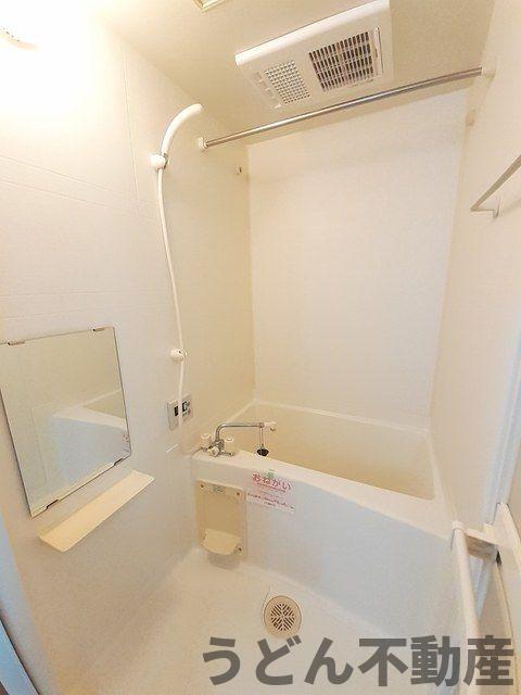 バス・シャワールーム　うどん県のお部屋探しはうどん不動産へ うどんちゃんとLINE