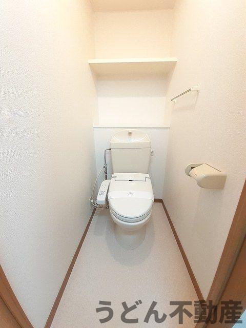 トイレ　うどん県のお部屋探しはうどん不動産へ うどんちゃんとLINE