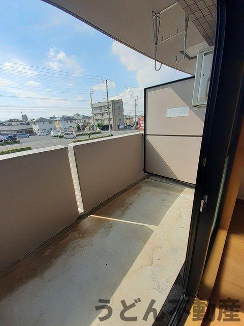 バルコニー　うどん県のお部屋探しはうどん不動産へ うどんちゃんとLINE