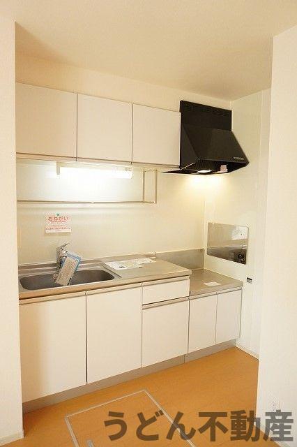 キッチン　うどん県のお部屋探しはうどん不動産へ うどんちゃんとLINE