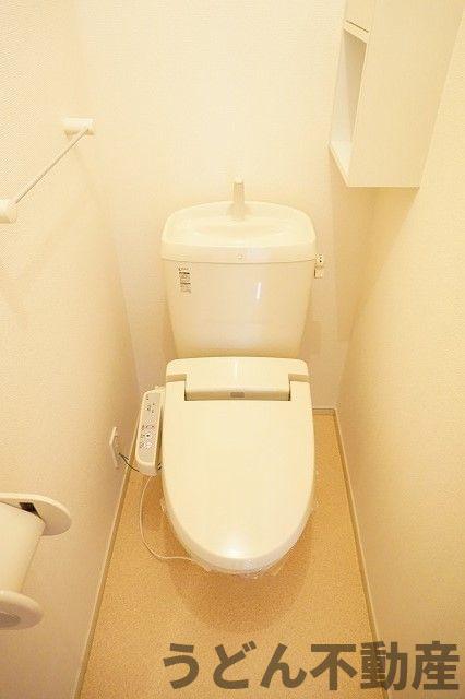 トイレ　うどん県のお部屋探しはうどん不動産へ うどんちゃんとLINE