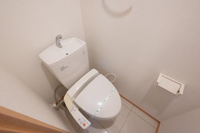 トイレ　コンパクトで使いやすいトイレです