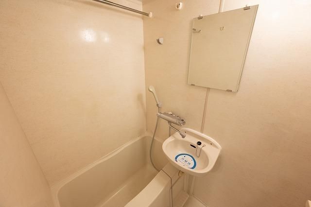 洗面設備　忙しい朝には欠かせない洗面所です