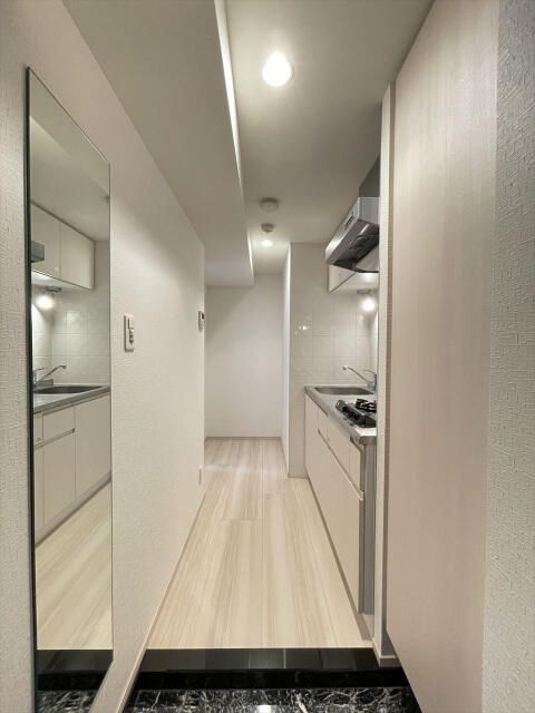玄関　※他号室写真使用