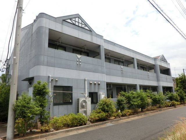 建物外観　2003年築の物件です。