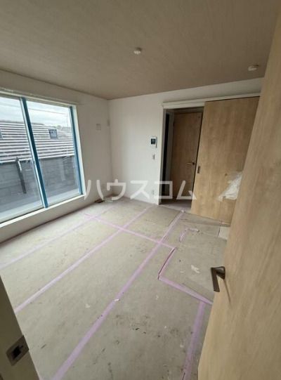メゾン・ドゥ・アッシュ市川IIの内装写真