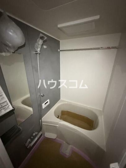 メゾン・ドゥ・アッシュ市川IIの風呂写真