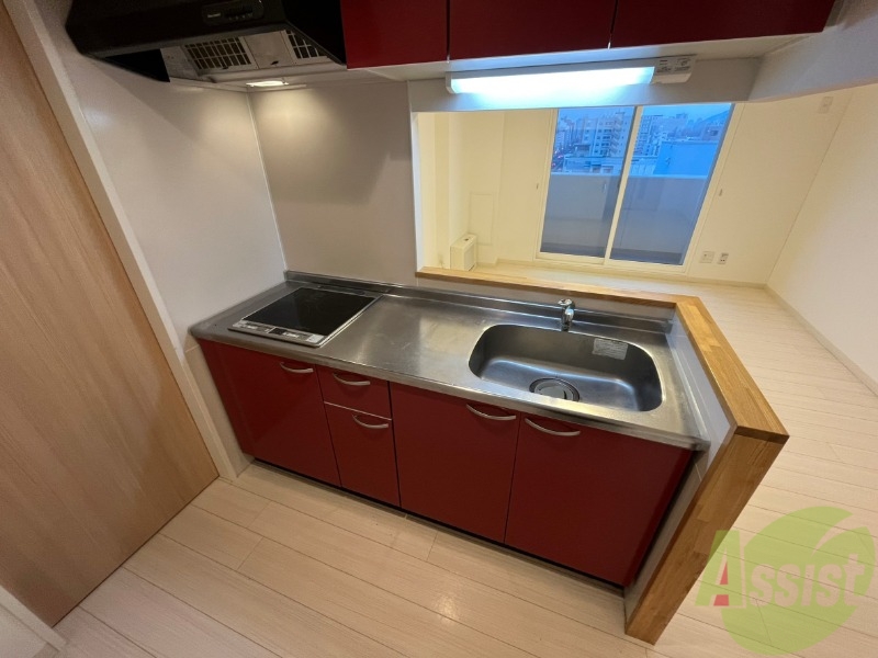 キッチン　２口システムキッチンですのですぐにお料理に使えます！