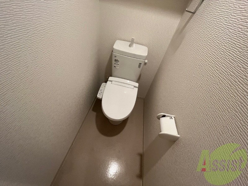 トイレ　シャワートイレになっているので快適です！