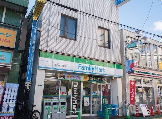 コンビニ　ファミリーマート旗の台二丁目店（コンビニ）まで351m