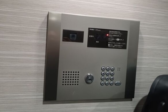 セキュリティ　オートロック完備
