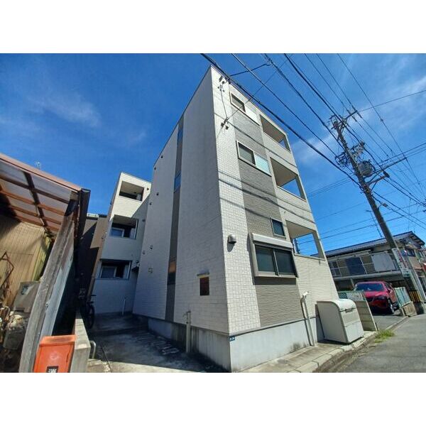 建物外観　外観写真（昼）