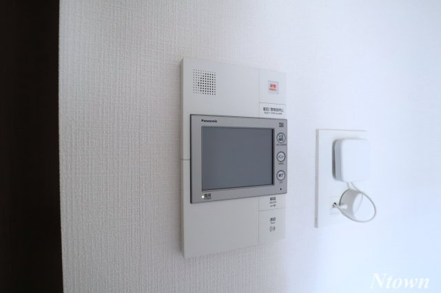 セキュリティ　モニター付きインターホンです