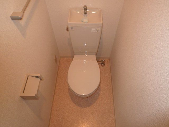 トイレ　清潔なトイレです。