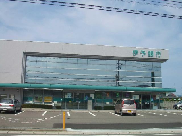 銀行　伊予銀行福音寺支店（銀行）まで643m