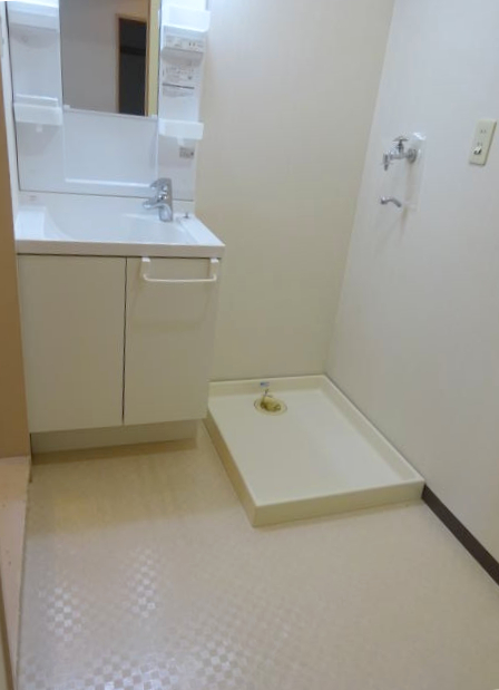 洗面設備　同仕様