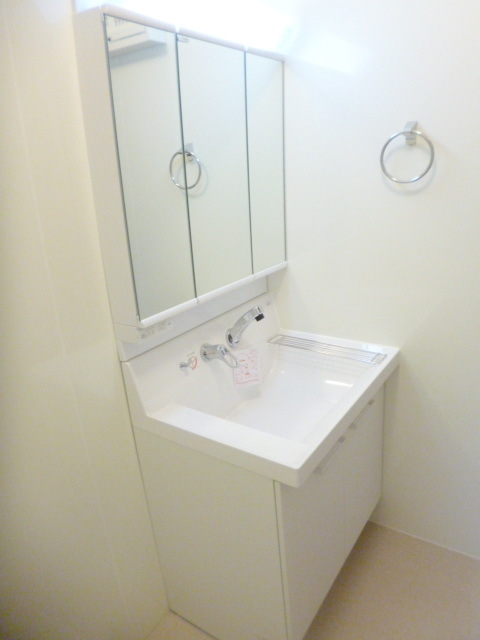 洗面設備　※反転タイプのお部屋の写真です