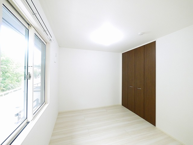 その他部屋・スペース　使い勝手のいい寝室です