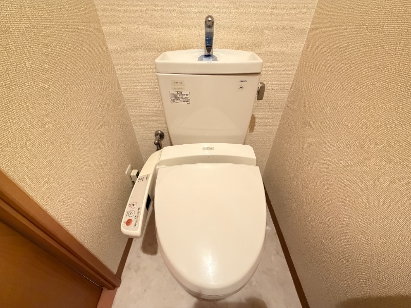 トイレ　１０５号室の写真