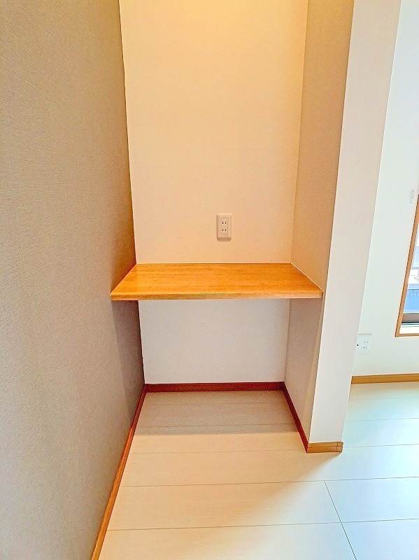 その他部屋・スペース　棚　デスク