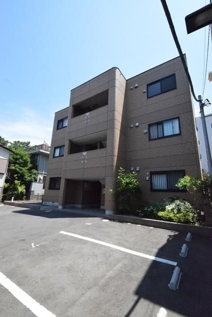 建物外観　★ファミリーにオススメの２ＬＤＫ★