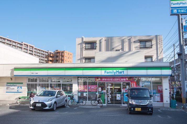 コンビニ　ファミリーマート浮間一丁目店（コンビニ）まで316m