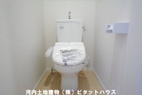 トイレ　温水洗浄便座