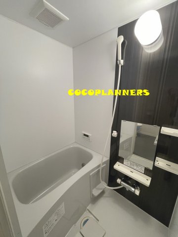 バス・シャワールーム　※別号室のお写真です。現況優先となります。