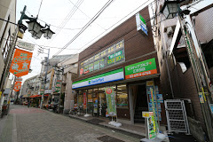 コンビニ　ファミリーマート 江古田栄町店（コンビニ）まで257m
