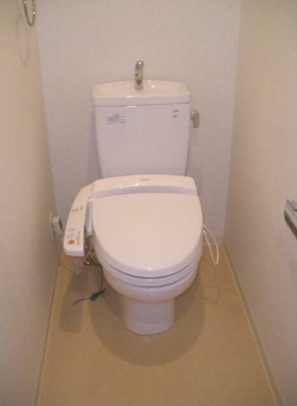 トイレ　同仕様写真含む
