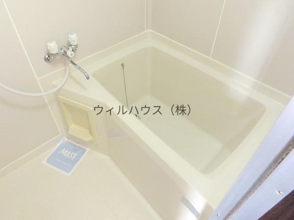 バス・シャワールーム　キレイな浴槽です！