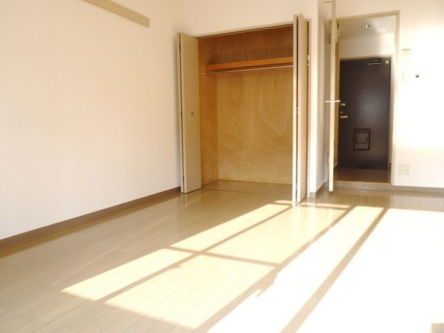 その他部屋・スペース　★明るい洋室♪★