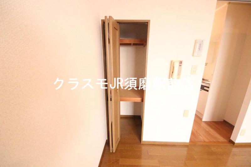 収納　もちろん収納スペースも確保。お部屋がスッキリ片付きますね。