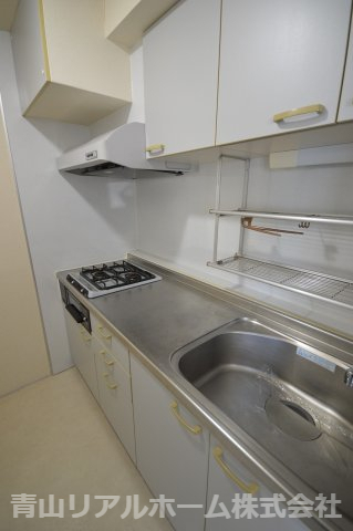 骨董通りビルのキッチン写真