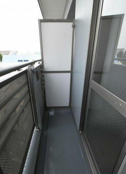 バルコニー　別部屋の参考写真です