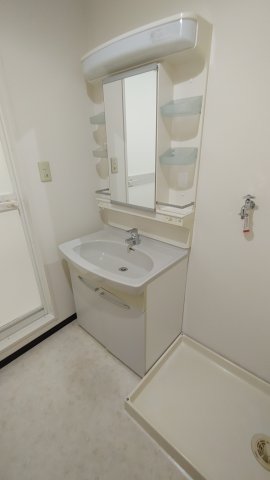 洗面設備　※他部屋参考写真