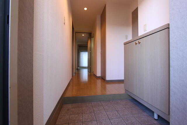 玄関　※他部屋参考写真