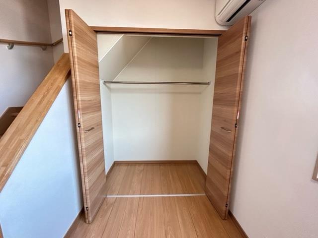 収納　同タイプの別部屋の写真です