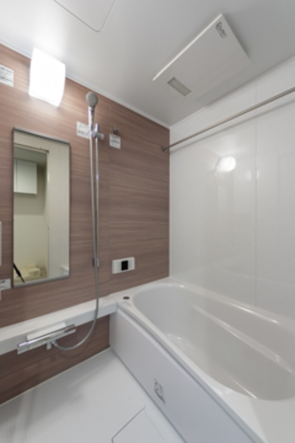 バス・シャワールーム　※写真は同タイプ住戸です。