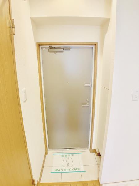 玄関　シンプルで使いやすい玄関です