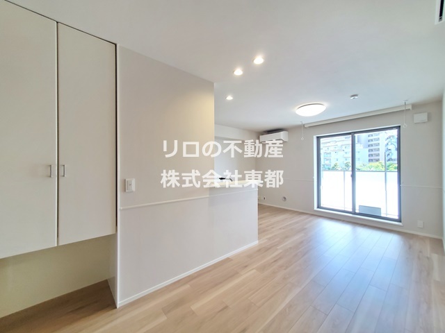 居室・リビング　上品な質感のリビングルームです♪